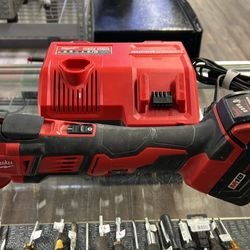 Milwaukee Multi Tool 