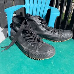 black converse high tops