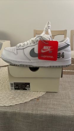 NIKE SB DUNK LOW OG QS NEW DS SUPREME