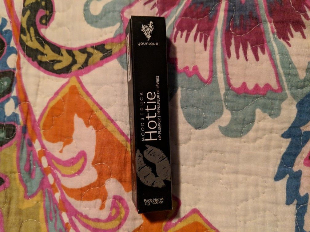 Younique Make-up And Brushes Never Opened