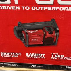Milwaukee Air Compressor 