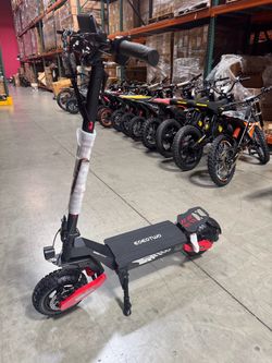 Electric scooter with large tires