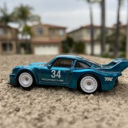 For Trade Hot Wheels 2018 Super Treasure Hunt Porsche 934.5 