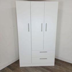 Wardrobe Triple **** Armario 