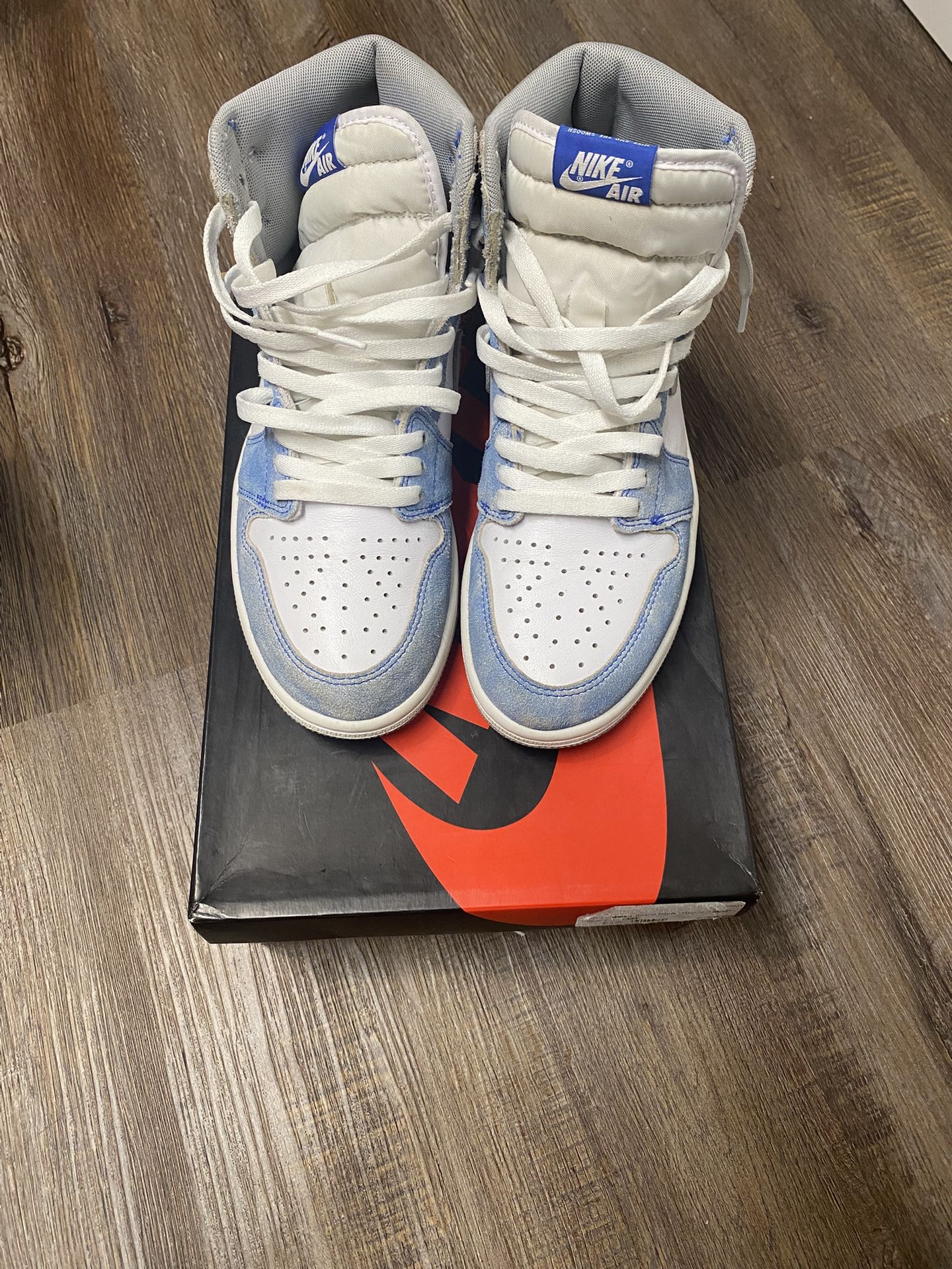Jordan 1 Hyper Royal Sz 8 Men