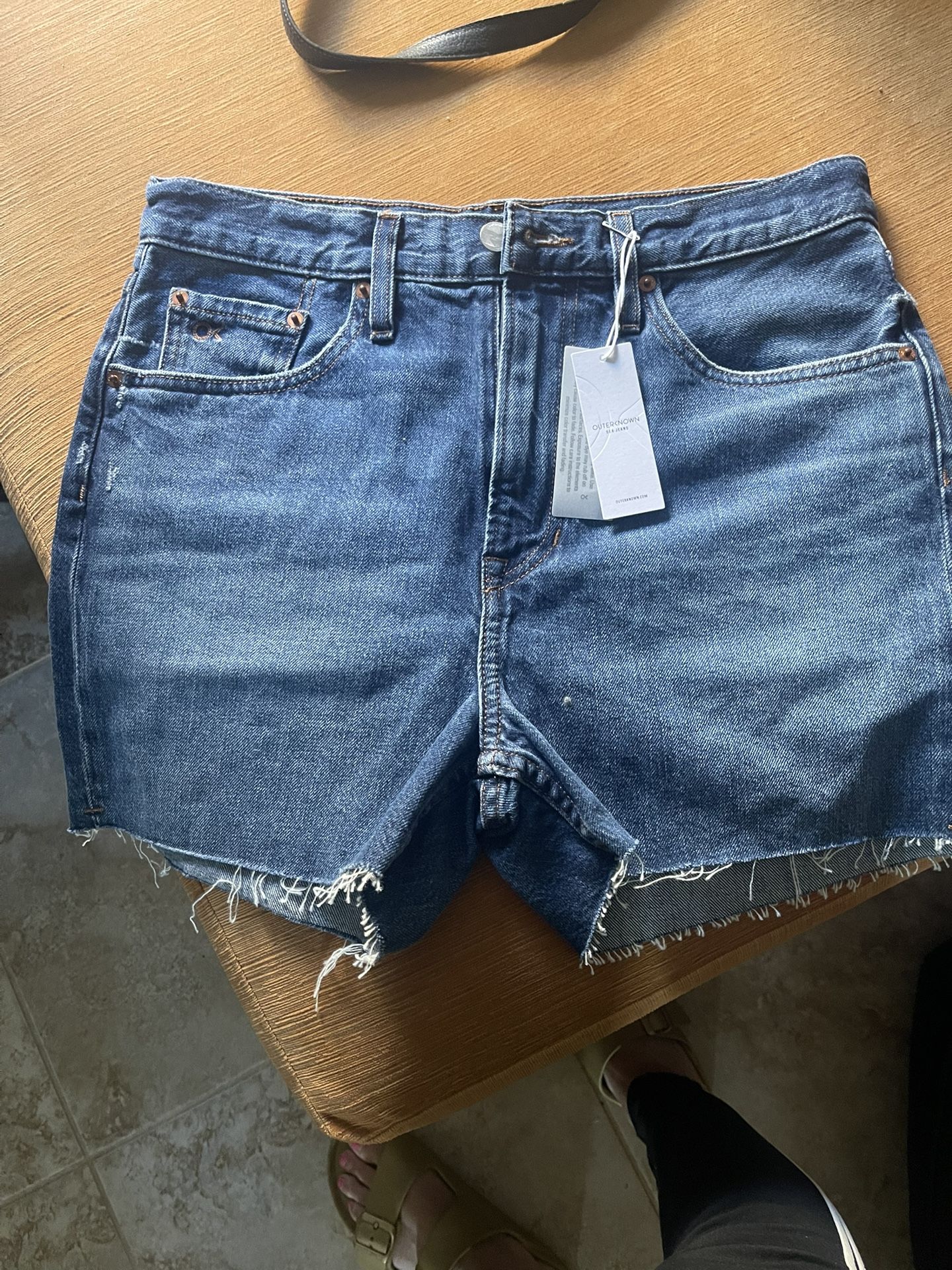 Jean Shorts Outer known Size 26-womens 