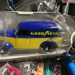 15 dollars damaged box car collection toy car 🚘