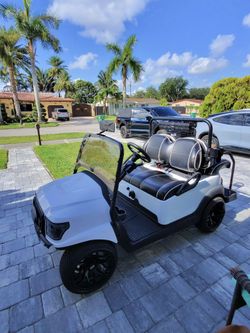Clubcar Gas Custom Cart. 2019