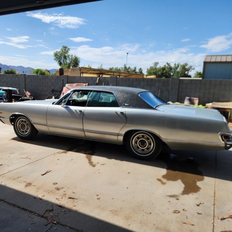 1969 Dodge Monaco 4dr Ht 