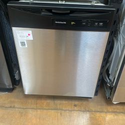 Frigidaire 24” Dishwasher 