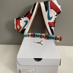 Jordan 1 Mid Gum Shoe Bottom