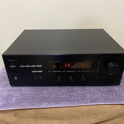 Nakamichi av-3s stereo receiver No Remote Control