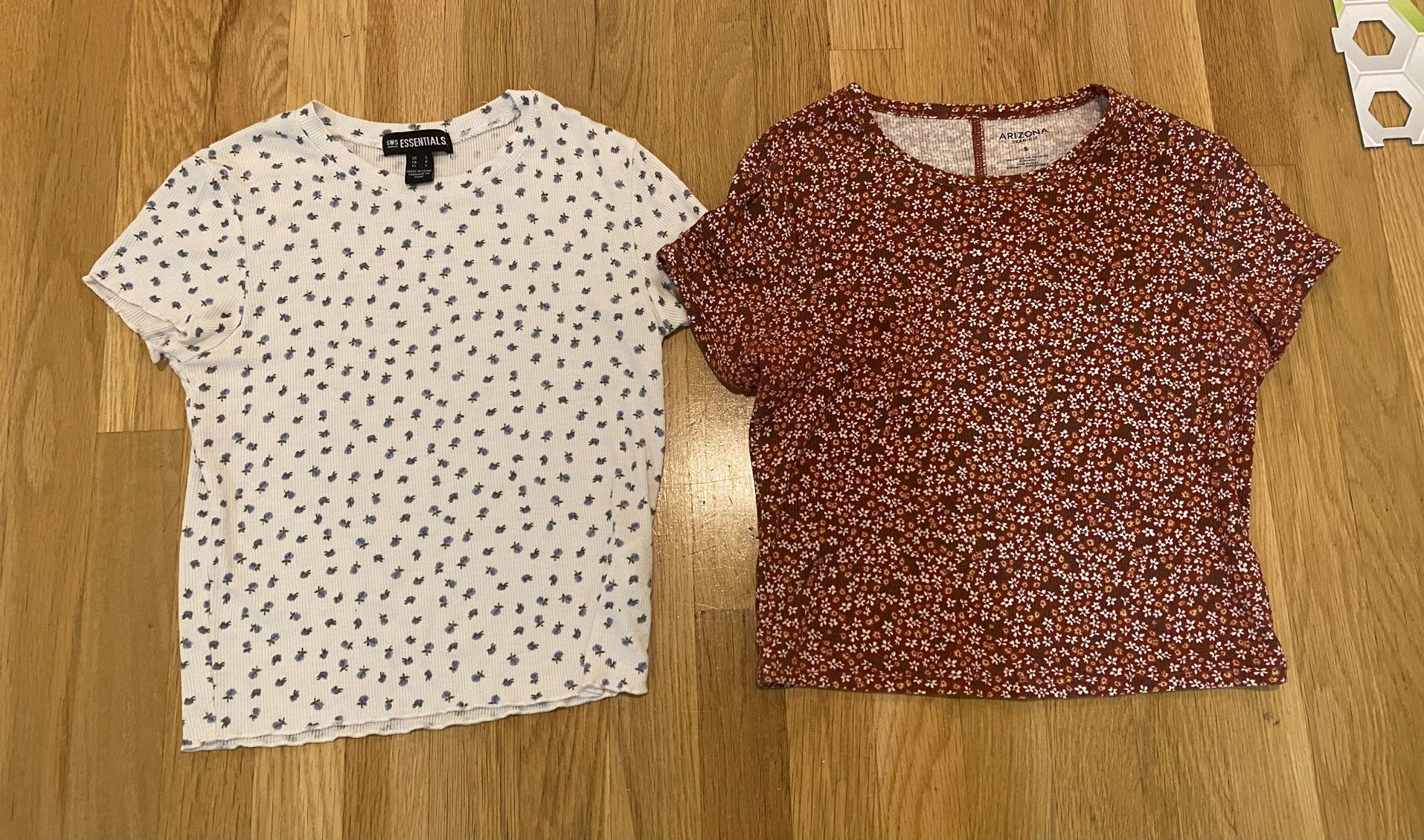 2 Junior Shirts Size S