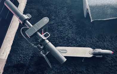 2 electric scooters for the price of 1! Segway GT3 scooter and Maxshot V7 scooter