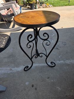 Accent Table