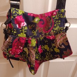 Pretty Floral Patterned Crossbody Purse 