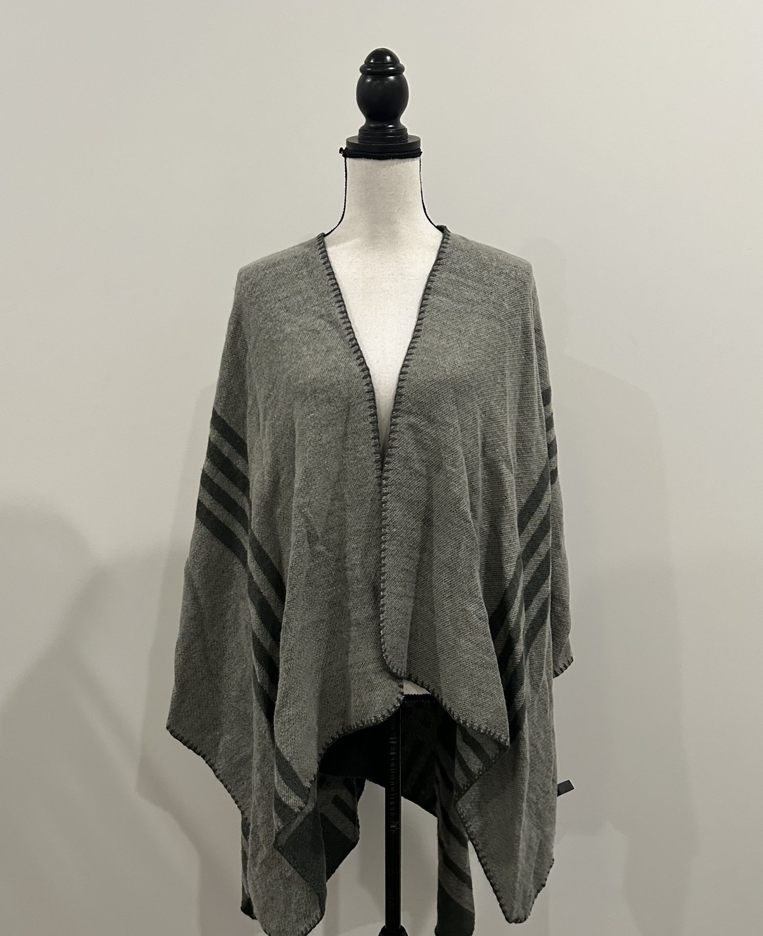 BB Dakota Reversible Wrap