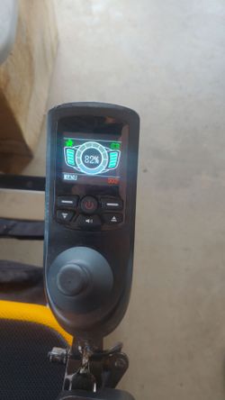 Folding power wheelchair