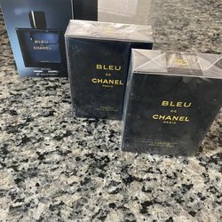 Chanel de bleu
