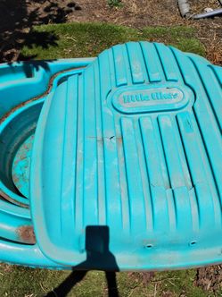 Little Tikes sand box/swimming pool