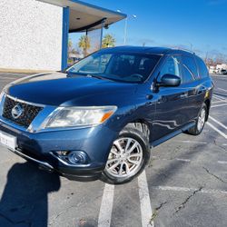 2012 Nissan Pathfinder 