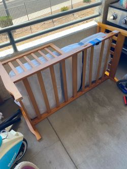 Wood toddlers bed frame and mattress