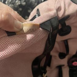  Dooney & Bourke Tote Bag 