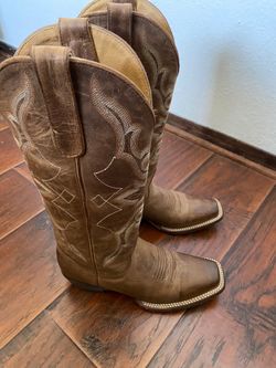 Women’s cowboy boots