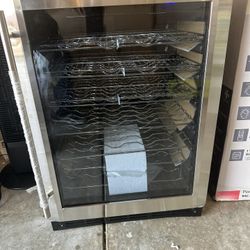 New 5.1 Wine/Beverage Cooler 154 Cans /50 Bottles 