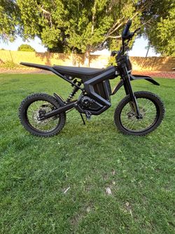Rawrr Mantis X Electric Dirtbike