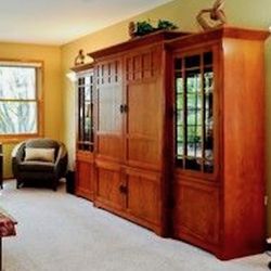 Display Cabinet/Armoire 