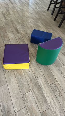 Set of 3 Foam Cushions