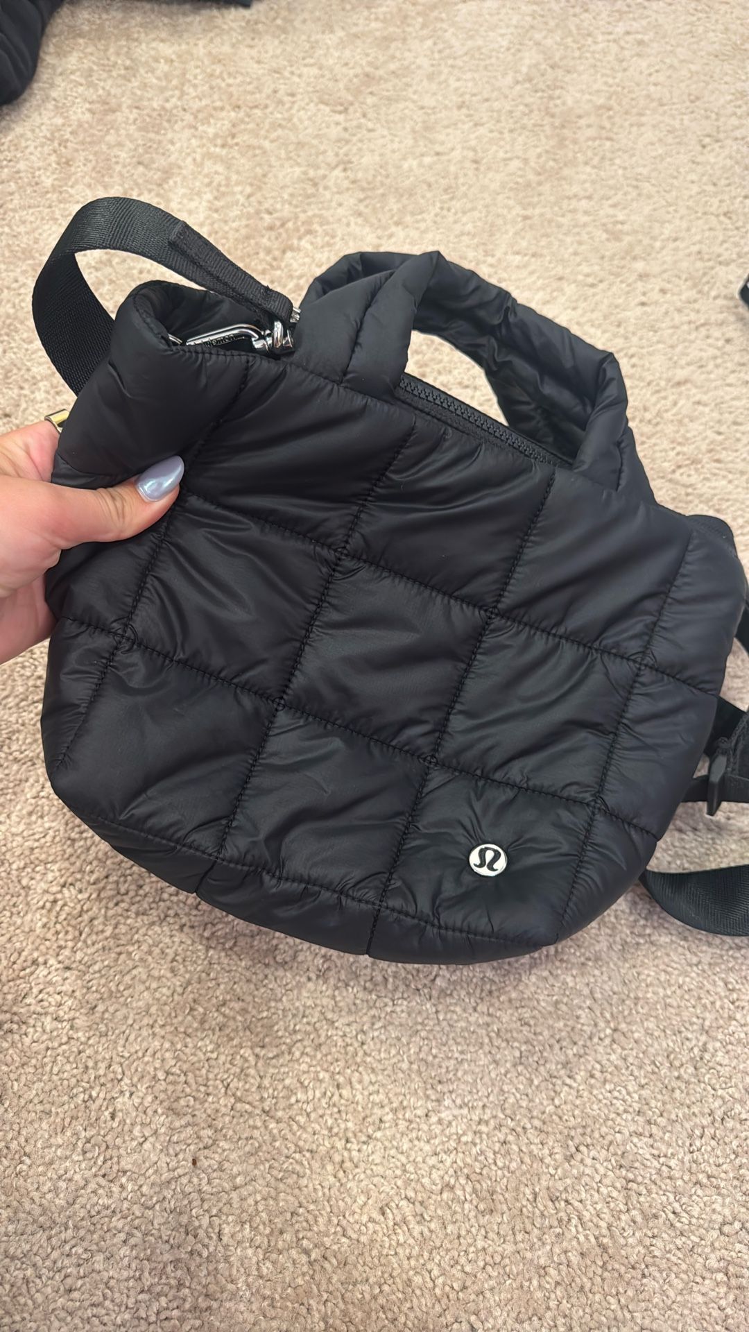 Lululemon Puffer Bag