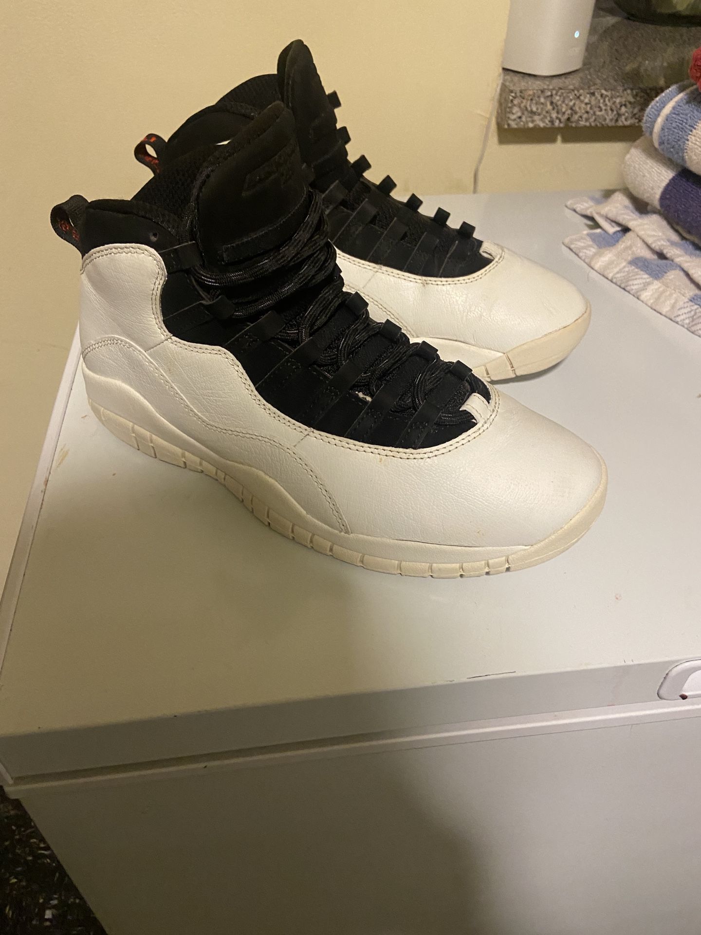 Air Jordans 10 Size 10.5