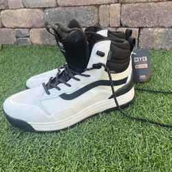 Vans Ultrarange EXO Hi Shoe