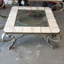 Accents Living Room 3 Tables 