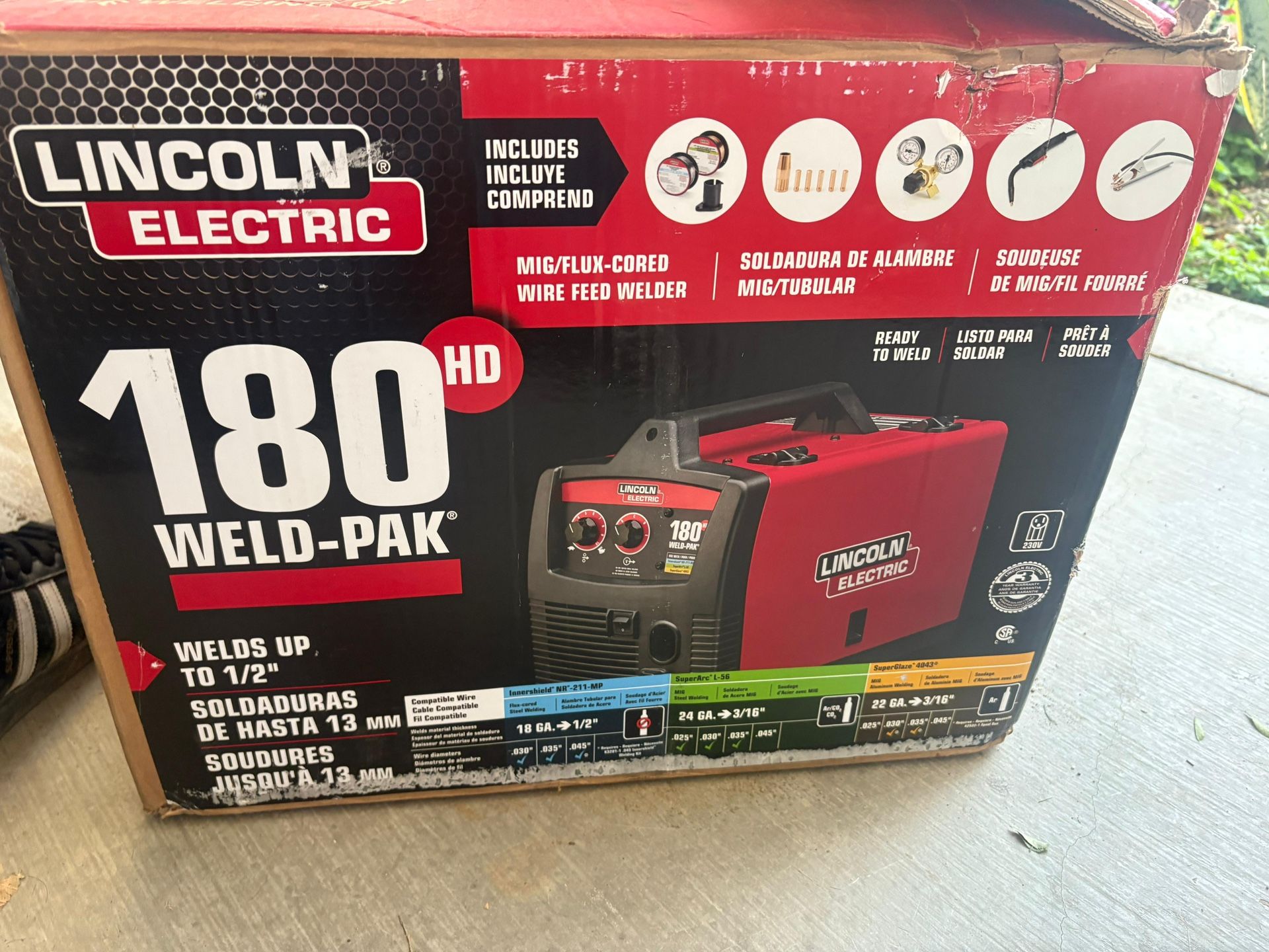 Lincoln Weld-Pak 180 Amp MIG Flux-Core Wire Feed Welder, 230V, Aluminum Welder with Spool Gun sold separately