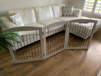Freestanding Dog Fence 72W X 32H