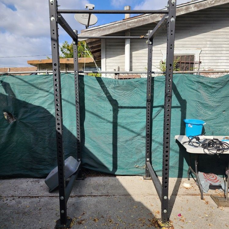 Full Size 12 Gauge Steel Squat Rack