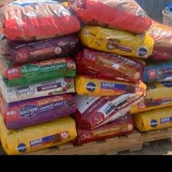 44 IB bags of New Dog n cat food $20 ea no less