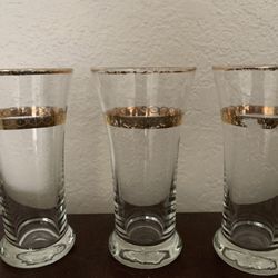 ✨ Set of 3 Gold-Trimmed Tumblers / Drinking Glasses – Elegant & Stylish ✨