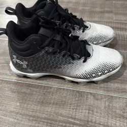 Baseball Shoes Under Armour