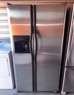 Frigidaire Stainless Steel Refrigerator And Freezer