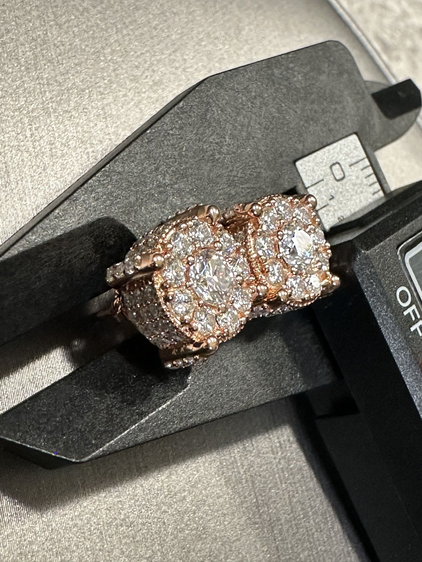 Rose Gold Diamond Earrings 1.26ct