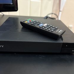 SONY WIRELESS BLU-RAY PLAYER