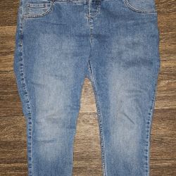 Skinny Jeans NWT 
