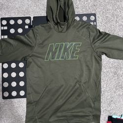 Nike Sweater