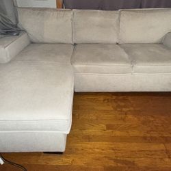 L Shape Couch with Pull Out Bed
