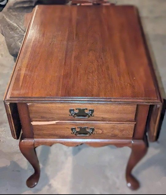 Pennsylvania House Drop Leaf, Two Drawer Side/End Table- Vintage 70-80's- One Damaged Drawer!