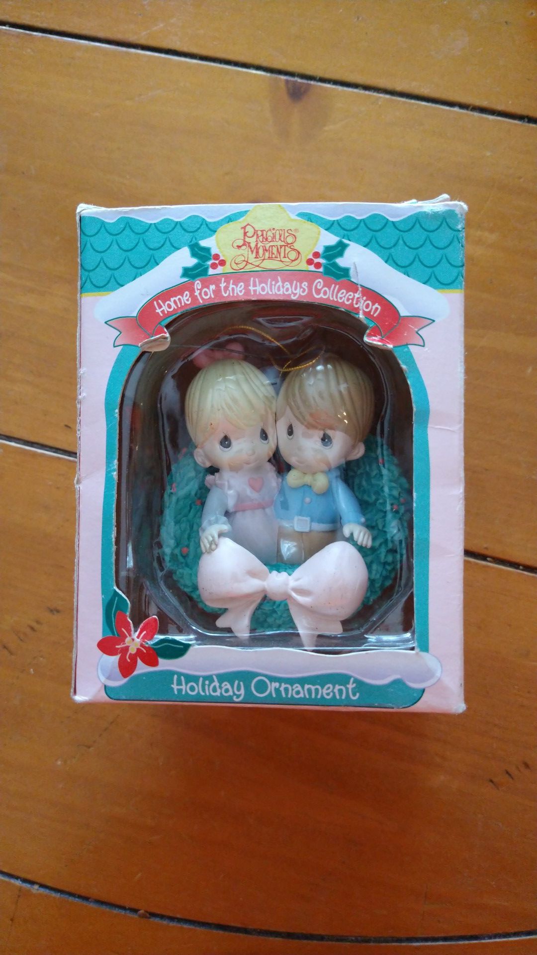 1995 home for the holiday collection precious moment holiday ornament